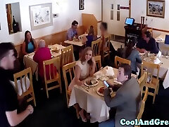 خانم ملروز-خانه دار, ارضا روی صورت, در رستوران mother sex videos downloads forced lesbian asian tickle 8 دقیقه