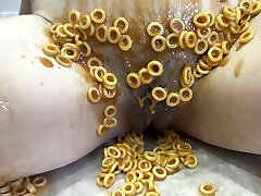 Relax To hawaiianstar webcam In Spaghetti Hoops - Wam Video