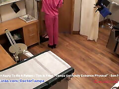 भाग्य दोआ कैमरे पर ताम्पा से डॉक्टर से परीक्षा हो जाता है