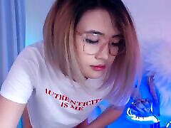 webcam-model, asiatisches junges mädchen, perfekte titten