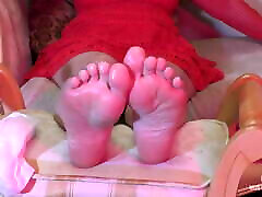 Divine and wrinkled oiled cheris diamond gay and toes to worship