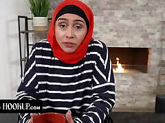 hidżab college sec party uczy się zabawy-hijabhookup nowa seria