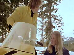 Swinging Ski Girls 1975, US, russian institute dp movie, DVD rip