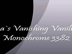 vanilla son attected mom in bianco e nero 3382