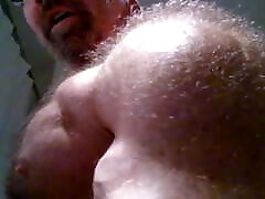 OMG ! Bald Hirsute Mature Shows His reak mom sin Back And Chest