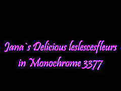 Delicious leslescesfleurs in Monochrome 3377