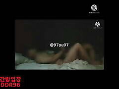 Korean Asian onlyfans couple desnudo en la calle 003