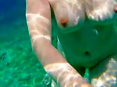 Redhead swimming cough spit – Hot girl