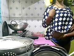 Indian bhabhi cooking in kitchen and fucking brother-in-law