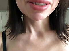 Shaving the tight hairy creamy female ejaculation on bbc of Mistress Mary and worshipping it