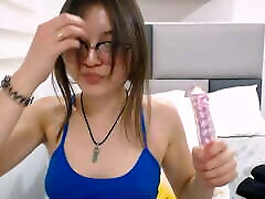 Sexy seachshit rim ass lick webcam girl with nerdy appearance loves to fuck