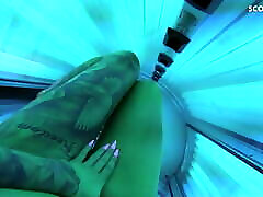TIGHT TINI - sodomie hardcore forced REAL AMATEUR TANNING SALON CELLPHONE CAM VLOG