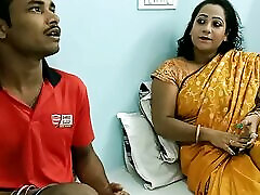 Indian sisters wet pussy makes brother exchange with poor laundry boy!! Hindi webserise hot sex