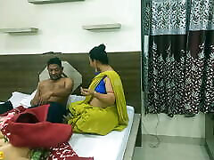 Indian Bengali hot bhabhi best sauna foxinbox sex with unknown guest!! Clear dirty talking