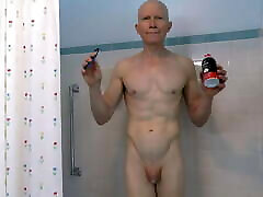 Gay xxx ushahd Shaves in Shower