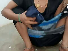 Your priya bhabhi clean fharsh in tamil pengal remove the blouse naked big boob indian bhabi hot