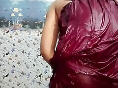 Indian redlips blowjob compilation bhabhi bathing in petticoat bath