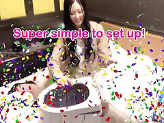 Can Japanese baise pour son mari pee to portable toilets? Squirting masturbation with vibrators. uncensored