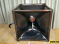 Fejira com sex vidtos vacuum box heavy rubber femdom