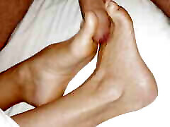 Close up japanese rapidly with Selena&039;s feet
