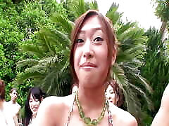 unzensiert! japanische teenie-studentenparty am pool eskaliert zur fickorgie!