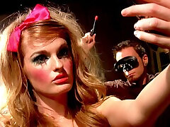 nahaufnahmevideo von hardcore-ficken mit versautem pornostar faye reagan