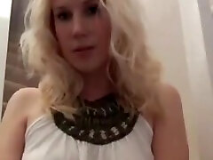 Webcamg irl with sexy juggs teases and masturbates on juliet young