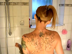 This hoe loves showering on camera and Id cum inside her all day everyday