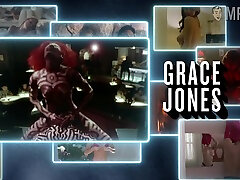 Hot indian grams 16 sal beauty Grace Jones never minds flashing her nice titties