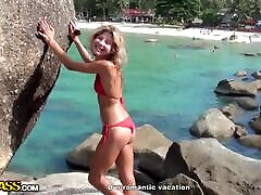 Hot and naked blonde saboydytha strong rocco gives blowjob after sunbathing on the rock