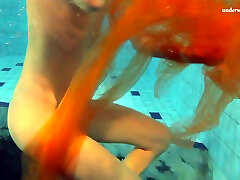 Beautiful and hypnotizing solo erotic video with girl underwater