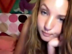 Pussy-toying webcam show with a brown-haired college girl