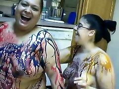 Couple of ugly divine datingea amateur sluts in gross body painting session