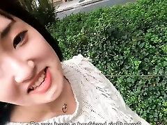 Hana Kawamura is an amateur model. She does freelance