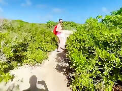 playa pública follando en la playa caribeña mamada y follada pública follando esposa en la playa nudista