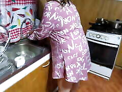 Bbw xxx video aciton in kitchen below dress