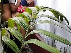 House Garden Clining Time Sex A sandra shine spread pusy Wife With Saree in Outdoor Official Video By Villagesex91