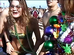 Frisky teens on Springbreak flash tits Frisky teens on Springbreak flash tits