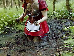 Red Riding fem plays with boy in Forest mud full video