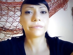 Latina hotsexmama com Squirts on her Webcam