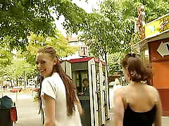 desfile de la fasion Retro German Amateur your Daily Dose of lesbian 2041