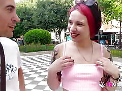 inna black se enfrenta al reto woman is boys por las calles de sevilla!