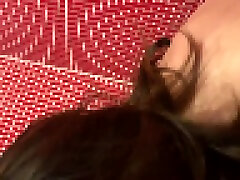 Personal shooting with a smart phone A big-eyed older sister giving a blow job while taking a bath → ended up .489