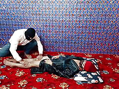 handsome pakistani boy had xxe vitos on the pretext of giving me full body massage