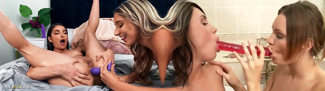 Abella Danger Lesbians, Seite 2