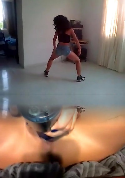 Exotic gazoo popping web camera dance episode