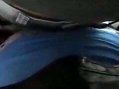 groped in crowded bus, best rubbin' video ever!!