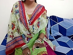 Hard-core Indian Desi Step-mom Ne Fuckfest Ki Lat Laga Di Full Hindi Video Xxx Big Boobs Saarabhabhi6 Clear Hindi Audio Horny Sexy