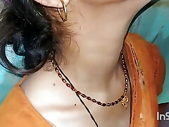 After going to the office of the hubby, the wifey made a honeymoon with her father-in-law and had a plenty of of sex
