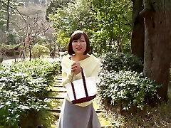 Chinese JAPANESE PORN HOT MILF GETS A DILDO FUCK AFTER